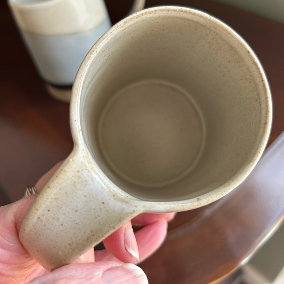 Handmade Ceramic Mugs - Neutral Two-Tone - Picture 4 of 6